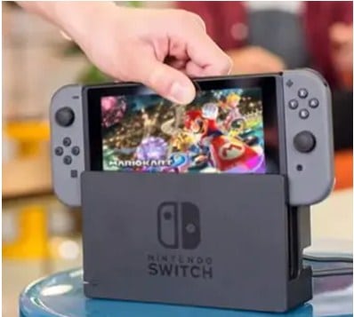 place the Switch console to the host