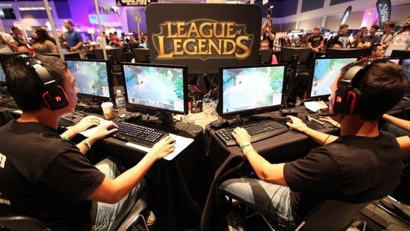 Age Requirement for Playing League of Legends