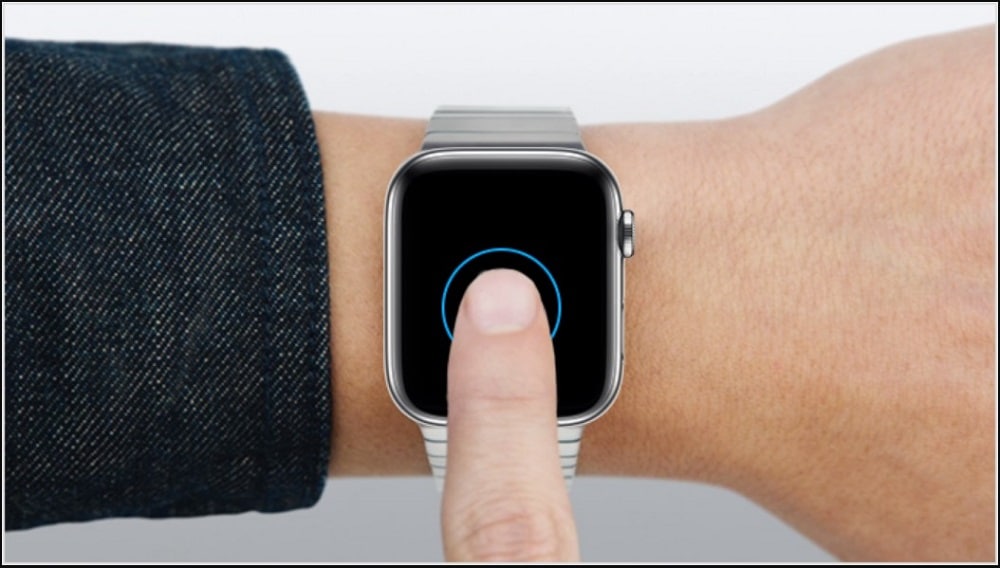 Turn On Zoom on Apple Watch using your iPhone