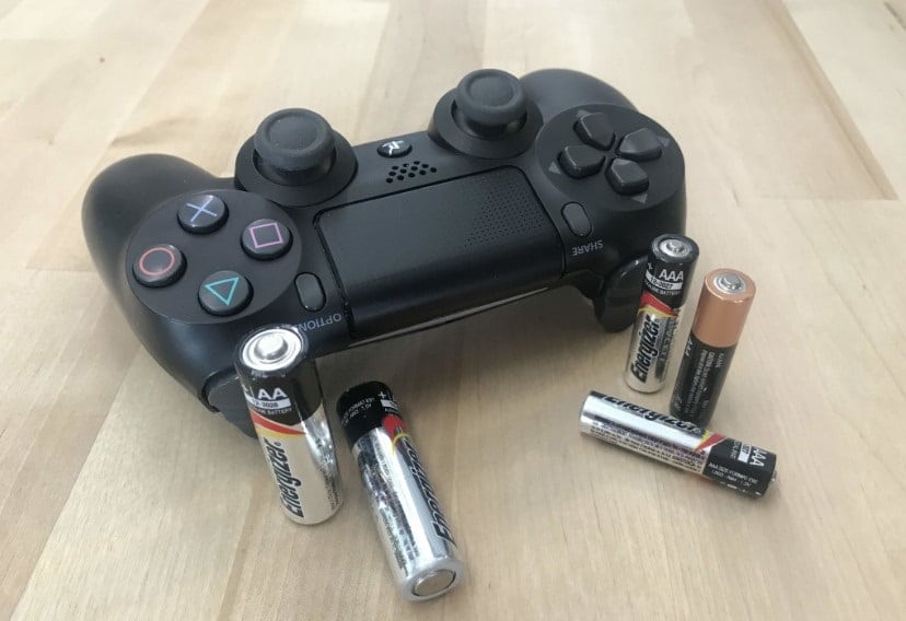 Checking and changing the battery on your controller