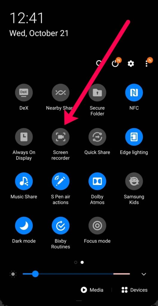 Screen recorder icon before tapping on the Record option