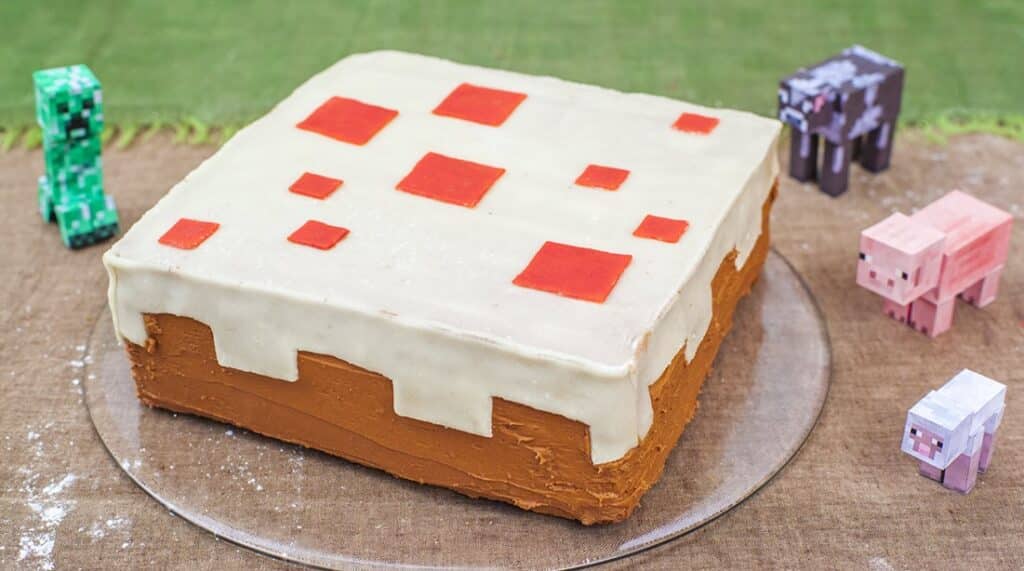 make a birthday cake in Minecraft.