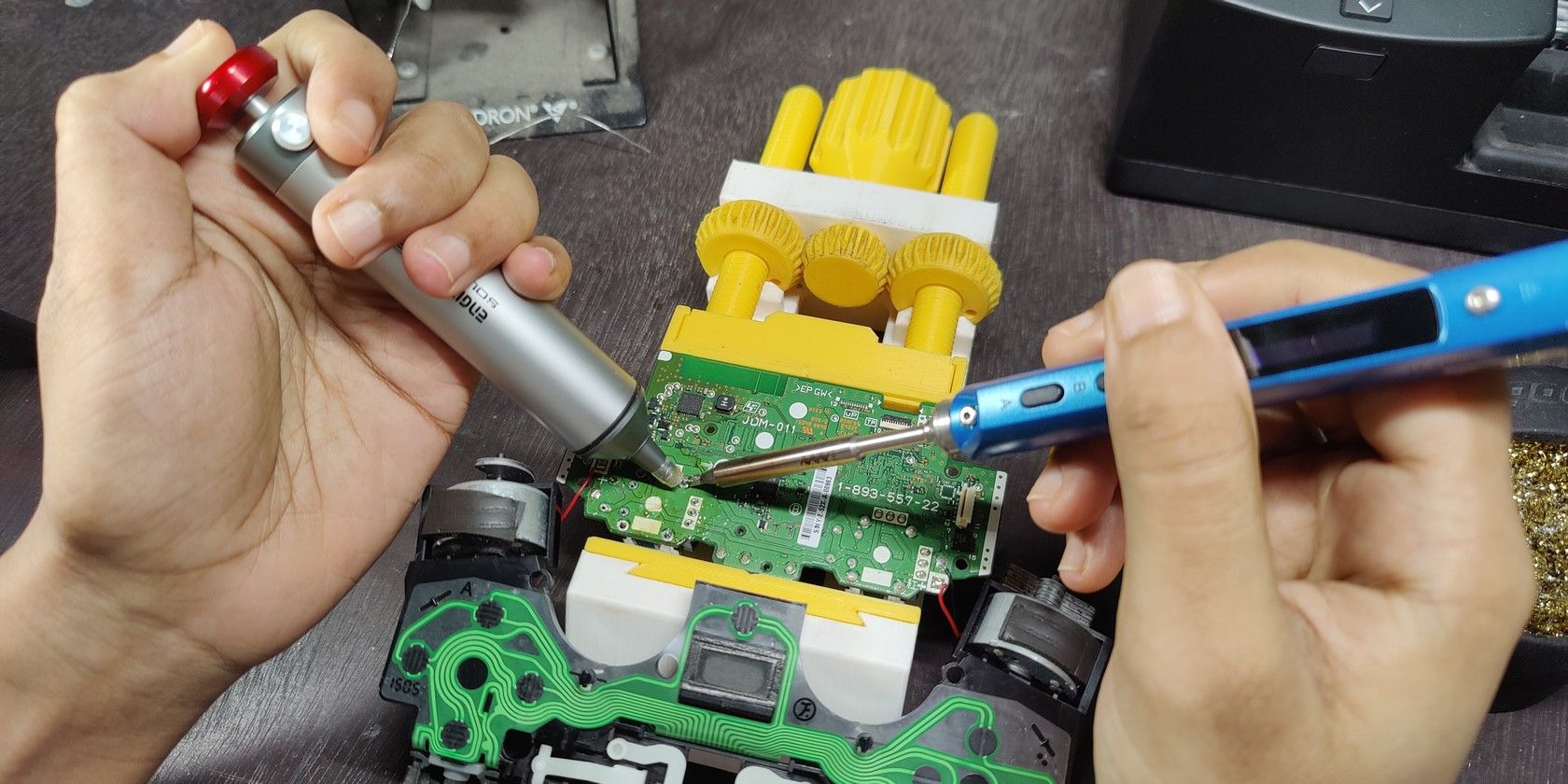 [SOLVED] Why Won’t My PS4 Controller Charge Ricky Spears