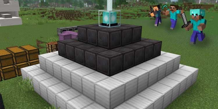 Minecraft beacons require a couple