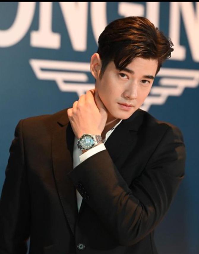 Mario Maurer