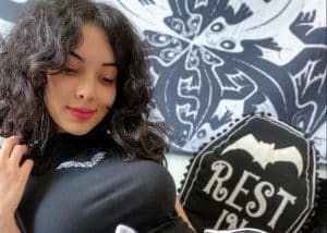 15 Best Free Fansly Models in 2023 [Make Your Hormones Soar]