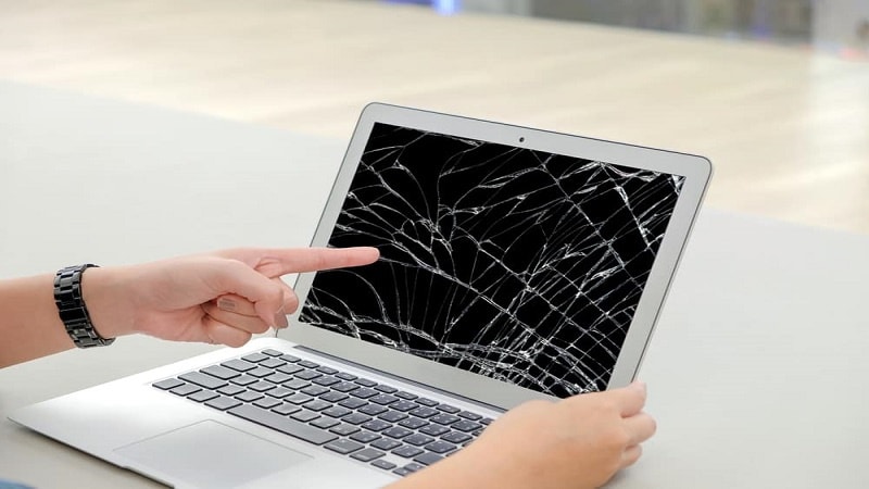 What to Do When Your Laptop Screen Gets Cracked or Broken